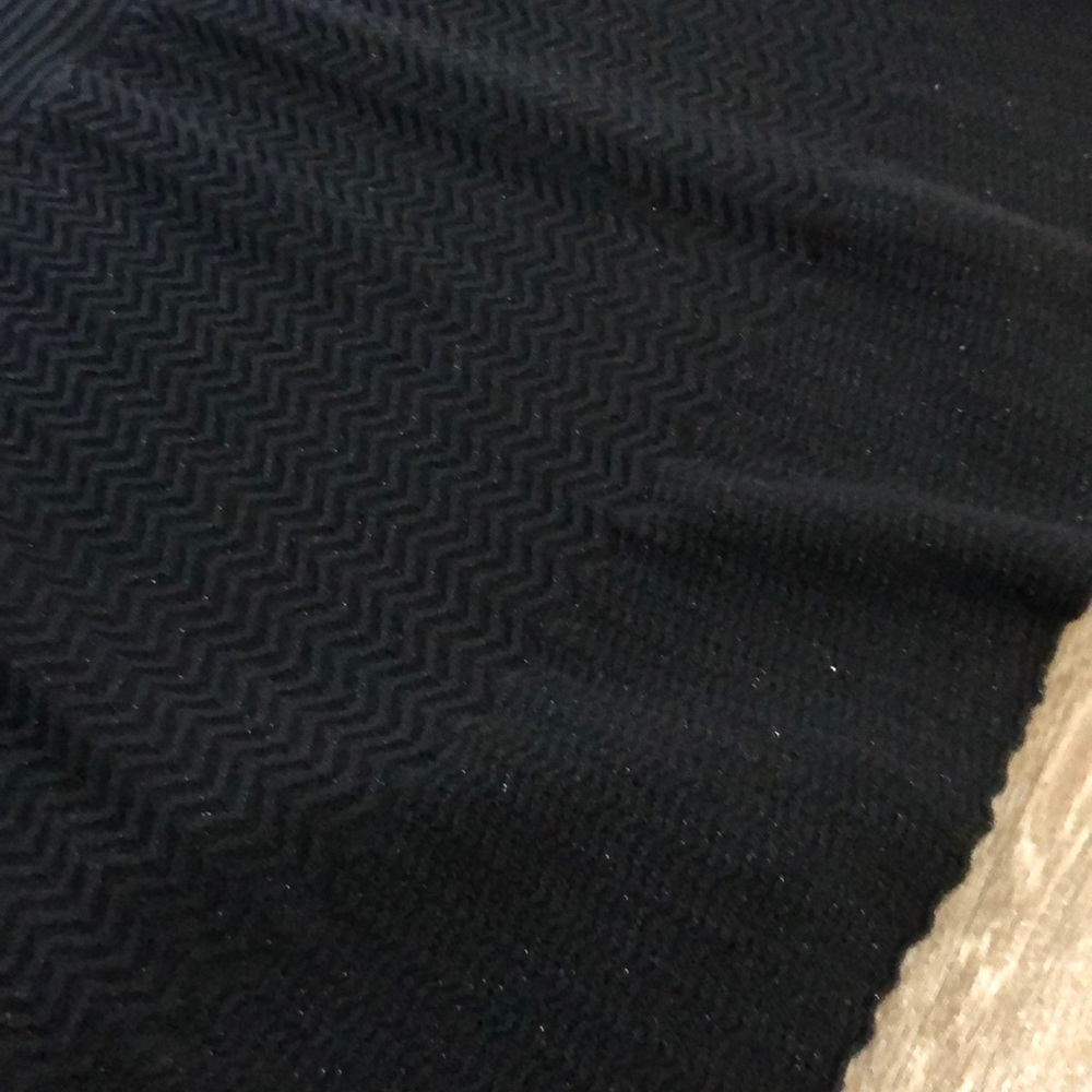 Sleeveless black merino wool dress - Picture 4 of 5